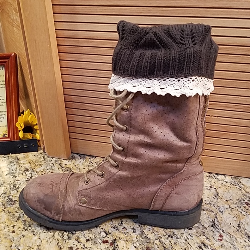 Women's Dark grey & lace Boot cuffs, NWOT boutique - Picture 8 of 8